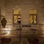 Hotel Azure Cave