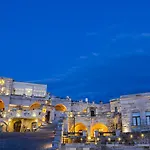Azure Cave - Cappadocia Hotel Göreme