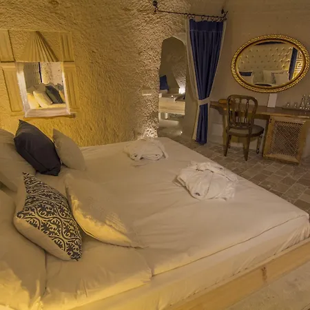 Azure Cave 3* Goreme