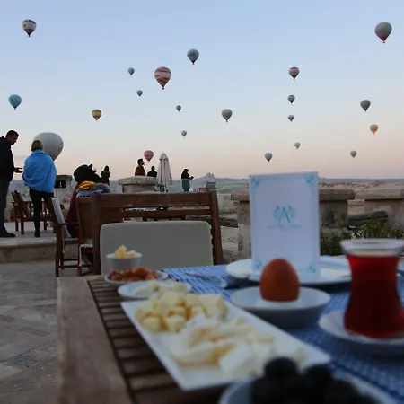 Azure Cave - Cappadocia מלון גורמה