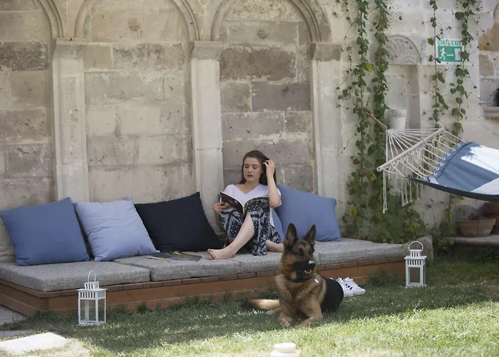 Azure Cave - Cappadocia Hotel 3*